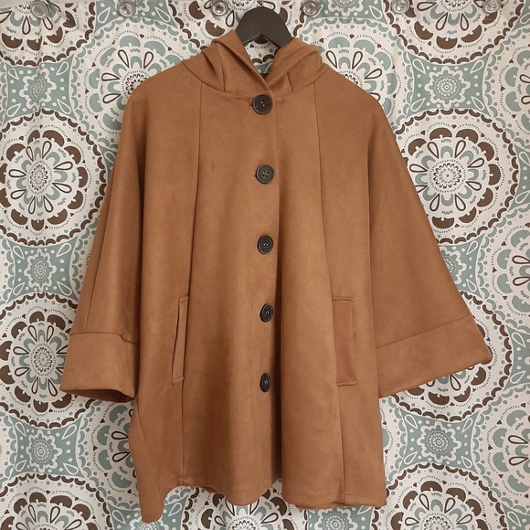 Ridding hood - Picture 1 of 5